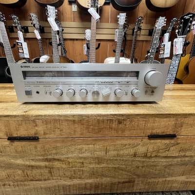 Yamaha R-500 Stereo Receiver image 1