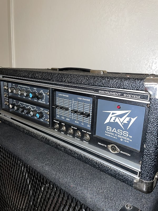VINTAGE Peavey Mark III Bass/Guitar amp and 8 X 10 cabinet w/ horn image 1