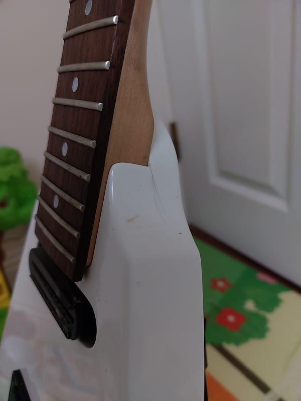 Fernandes Musician series Shin V SV-115s White | Reverb Norway