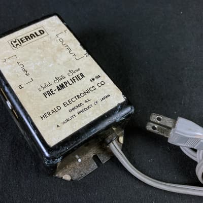 Herald Turntable Solid State Stereo RCA Preamp Model AM-50A image 1