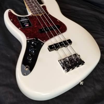 Fender American Professional II Jazz Bass Left-Hand, Rosewood FB, Olympic White, w/HSC image 6