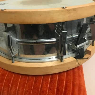 1971 Ludwig No. 400 Supraphonic 5x14" 10-Lug Aluminum Snare Drum with Pointed Blue/Olive Badge 1969 - 1979 - Chrome-Plated OBO image 9