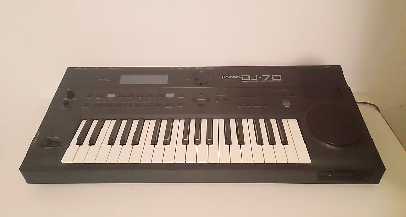 Roland DJ-70 (1992)