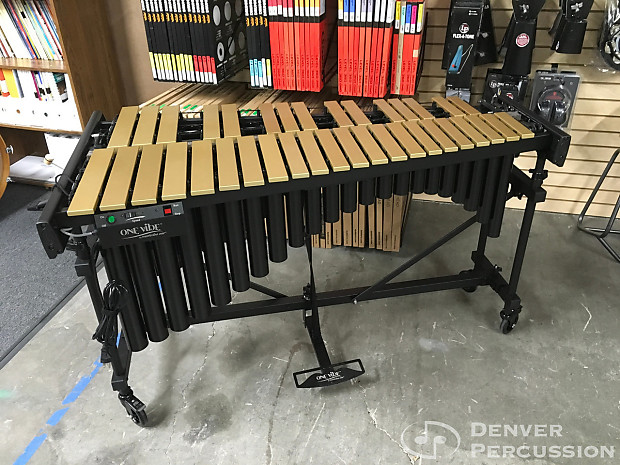Marimba One 9002 One Vibe Gold With Motor Vibraphone Reverb