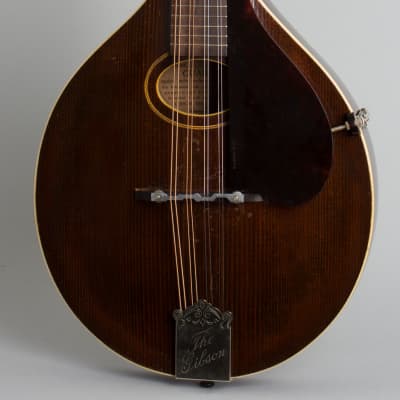 Gibson  Style A Carved Top Mandolin (1922), ser. #67097, black tolex hard shell case. image 3