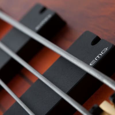Schecter Stiletto Studio-5 FL Active Fretless 5-String Bass Left-Handed, Honey Satin image 6