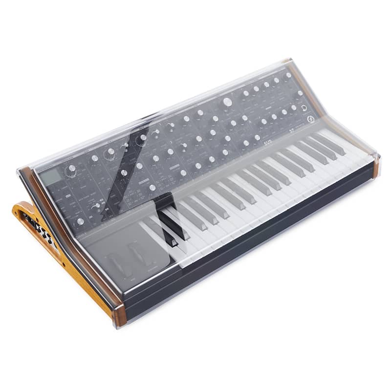 Decksaver Moog Subsequent 37 Cover image 1