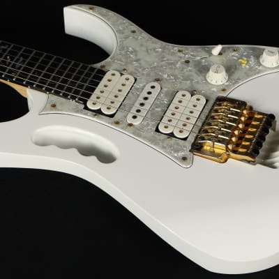 Ibanez Steve Vai Owned/Signed JEM JEM7V-WH White Electric Guitar w/ OHSC LI Practice Guitar image 7