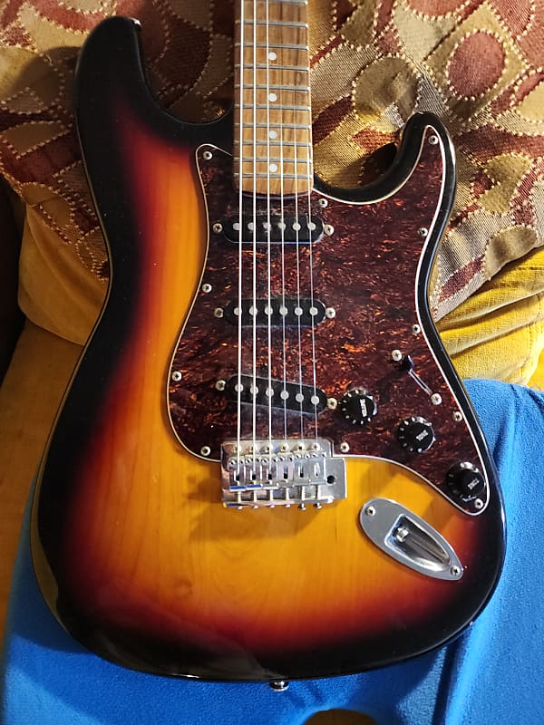 Tokai Goldstar Sound Stratocaster Strat Electric Guitar - Sunburst, Tortoise image 1