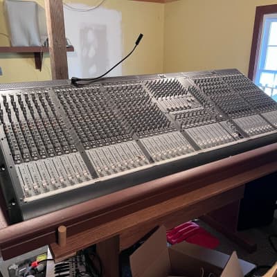 Mackie Onyx 4880 48-Channel 8-Bus Live Sound Reinforcement Console 