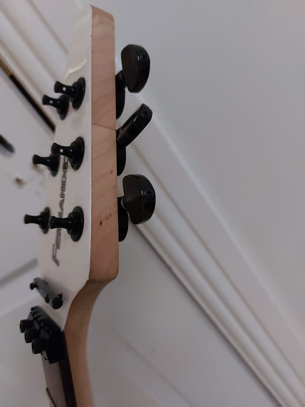 Fernandes Musician series Shin V SV-115s White | Reverb Norway