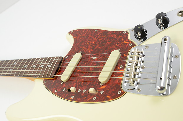 1995 Fender Mustang Electric Guitar - Olympic White w/ Gig