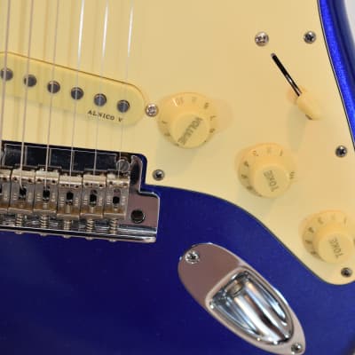 Fender American Standard Stratocaster - 2012 - Mystic Blue - USA - w/ Deluxe Fender Travel Case image 8