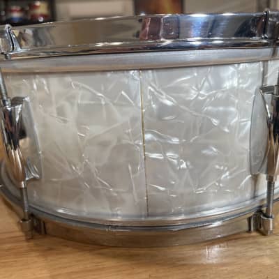 Gretsch Dixieland Separte Tension snare drum 1962 - White Pearl image 4
