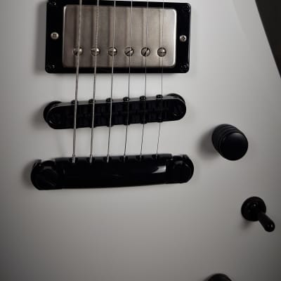 Manuel Ali Guitars Underdog #6 2020 matt white image 3