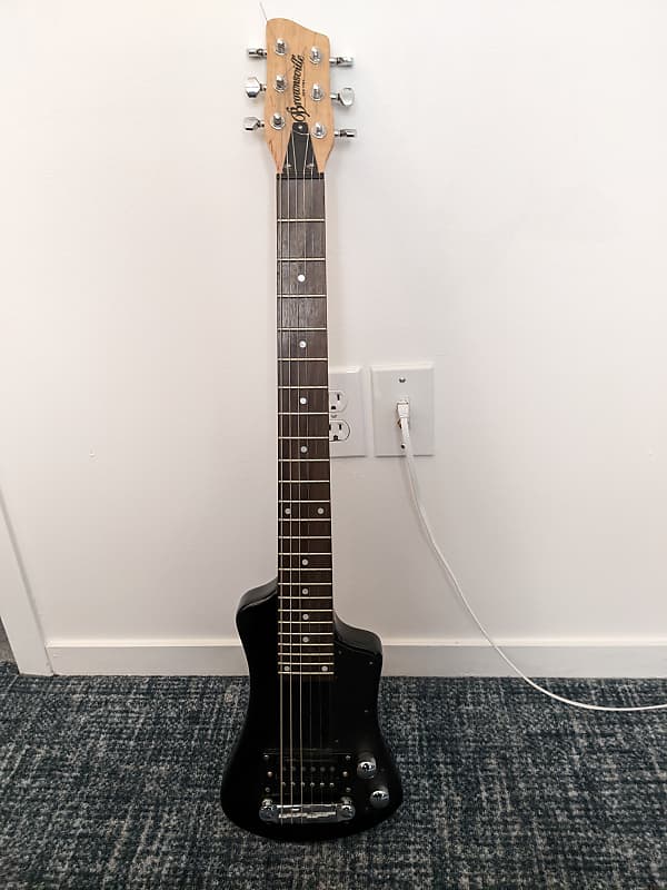 Brownsville New York Travel Guitar Stylish Functional Hard to Reverb