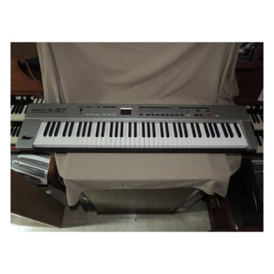Roland A-37 -76 Key MIDI Keyboard Controller [Three Wave Music]