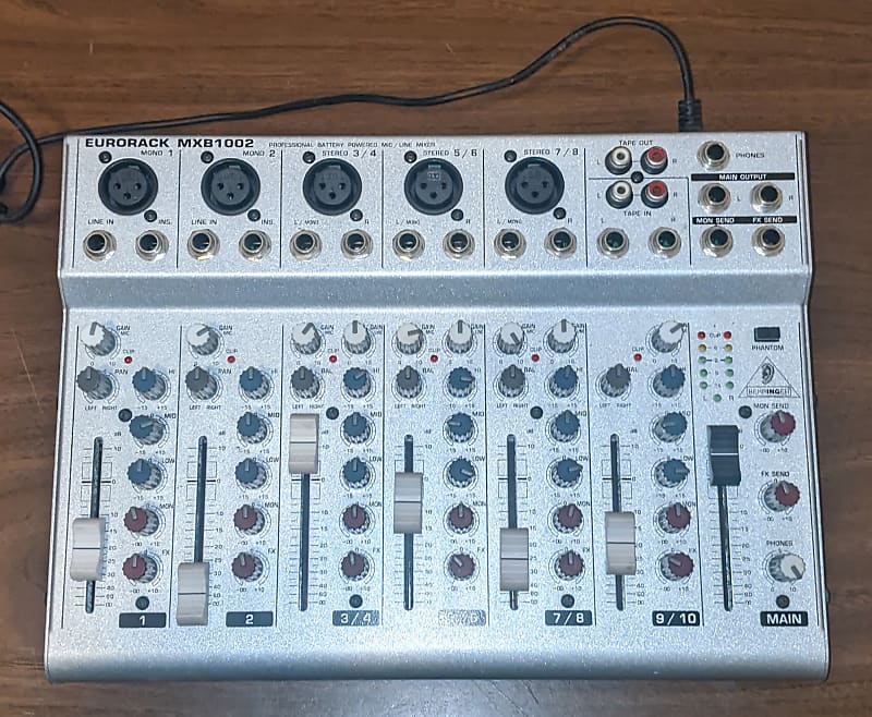配信機器・PA機器・レコーディング機器 BEHRINGER EURORACK MXB1002 Behringer Eurorack MXB1002 10-Channel Mixing Console