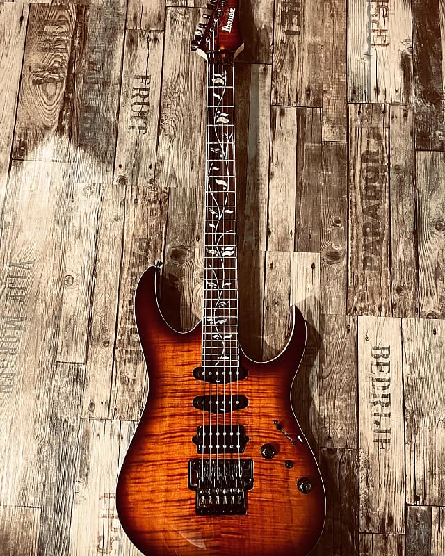 Ibanez RG8560 J. Custom