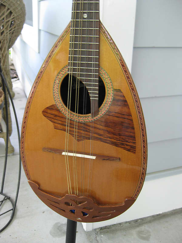 Suzuki M-80 Bowl Back Mandolin. 1980's Nice