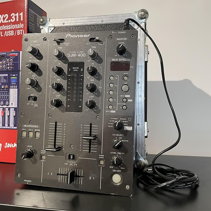 Pioneer DJM 400 mixer per DJ + case | Reverb