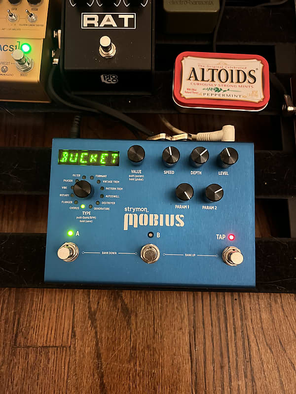 Strymon Mobius