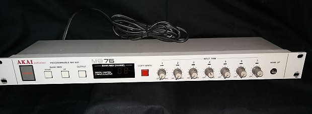 AKAI MB76 プログラマブルミックスベイ Akai MB76 MIDI Programmable Mix Bay | Reverb