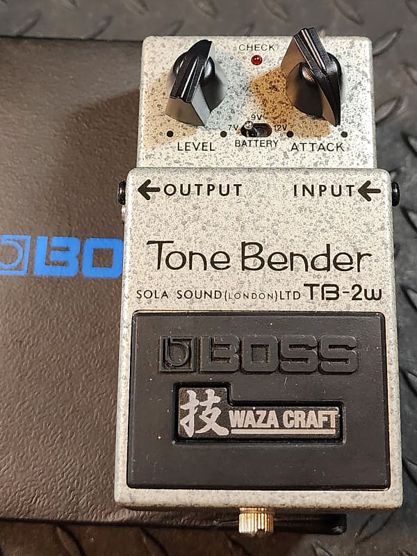 Boss TB-2W Tone Bender Waza Craft Fuzz 2021 - Present - Silver