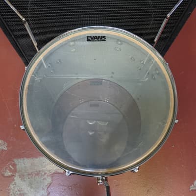 Early 1970s Rogers 16 x 18" White Wrap Floor Tom - Looks And Sounds Great! image 6