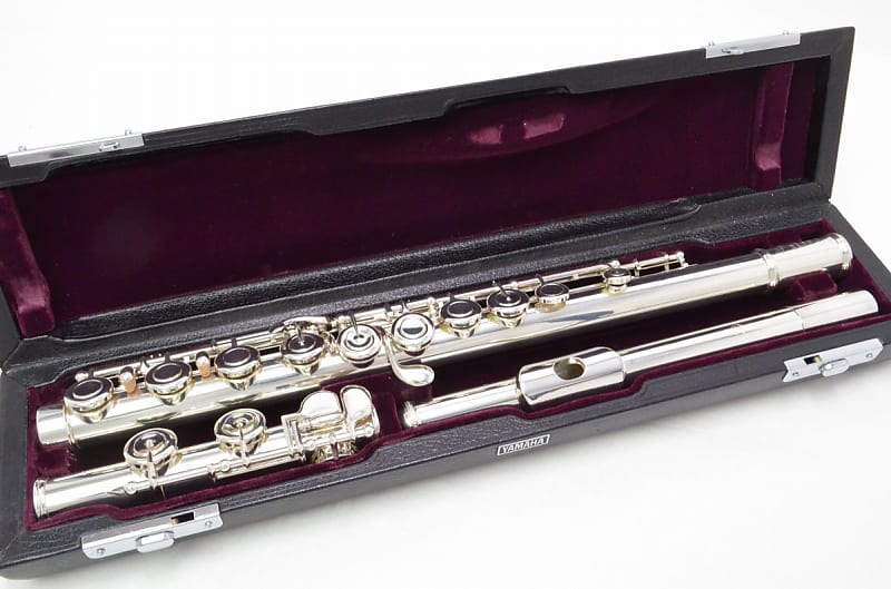 YAMAHA YFL-811 Total Silver Hand Made Flute