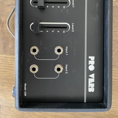 Univox U3R Proverb Spring Reverb & Preamp - Black tolex image 3
