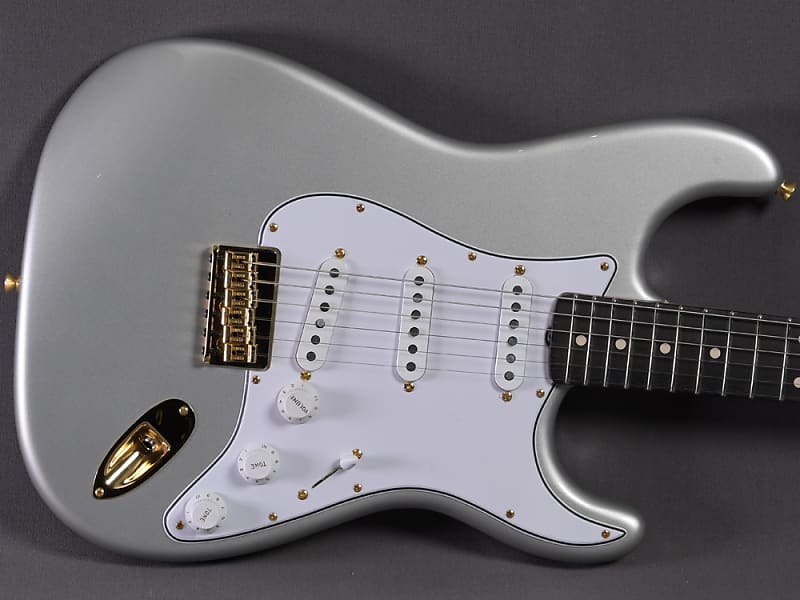 Robert cray deals custom shop stratocaster