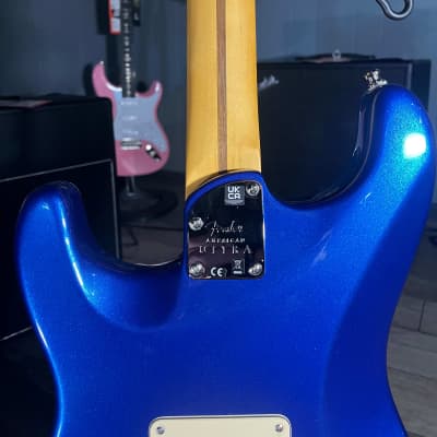 Fender American Ultra Stratocaster HSS Cobra Blue w/ Rosewood Fretboard image 8