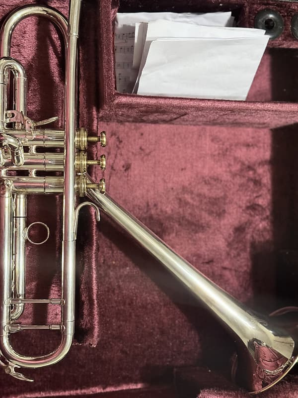 【希少】KING 2055T mod.DizzyGillespie We are inviting enquiries about this 2021-built pre-owned