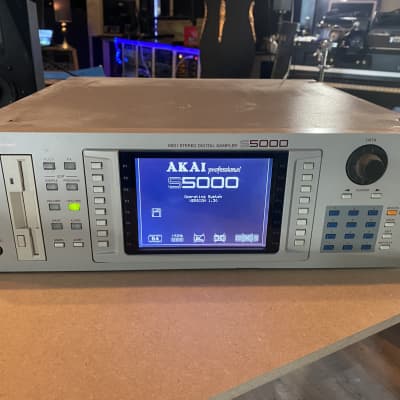 Akai S5000 192mb RAM MIDI Stereo Digital Sampler 1998 - White