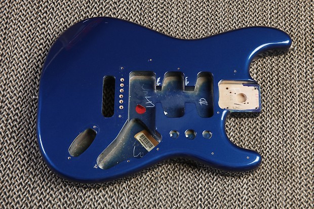 Cobalt blue stratocaster outlet