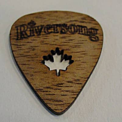 Riversong WOODEN GUITAR PICKS 1.50 MM WALNUT POWER X Pick MADE IN CANADA 4 PICKS 2016 Natural image 1