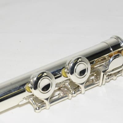 Yamaha YFL-411 II Silver Tube E-Mechanism Flute RefNo 1350 image 12