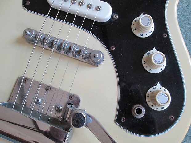 Arbiter SG 1970 Aged Pearl/Cream | Reverb