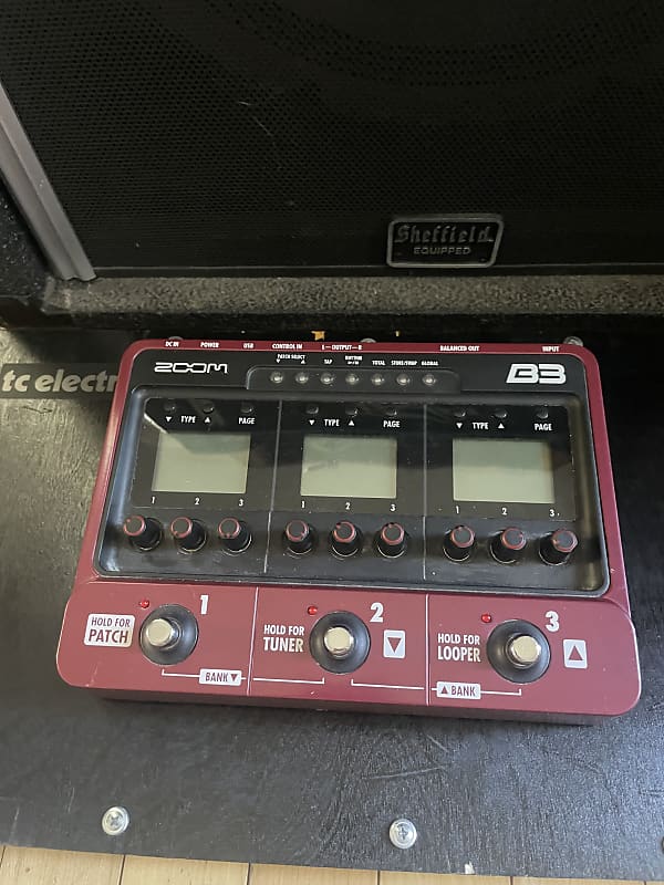 Zoom B3