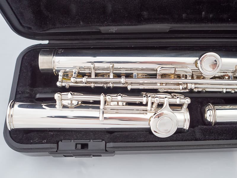 Yamaha YFL-271 Intermediate Flute Silver-plated Open-hole split-E *Mint*