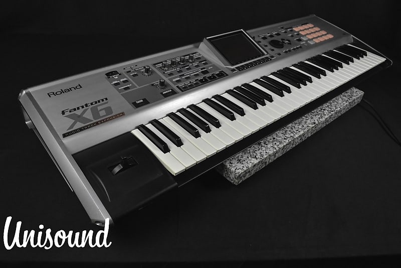 Roland Fantom X6 Synthesizer Workstation Keyboard in Very | Reverb