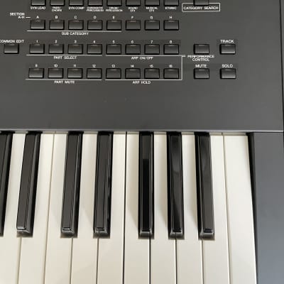Yamaha Motif XF 6 Production Synthesizer 2010s - Gray