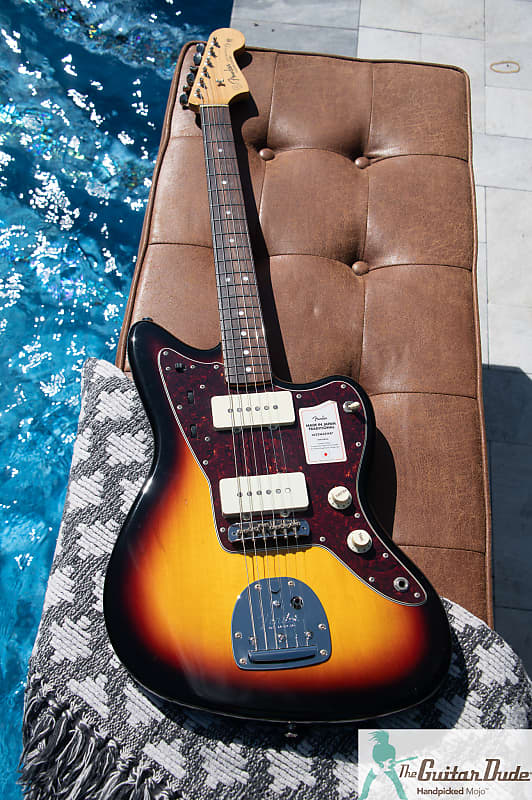 Fender MIJ Traditional 60s Jazzmaster | Reverb