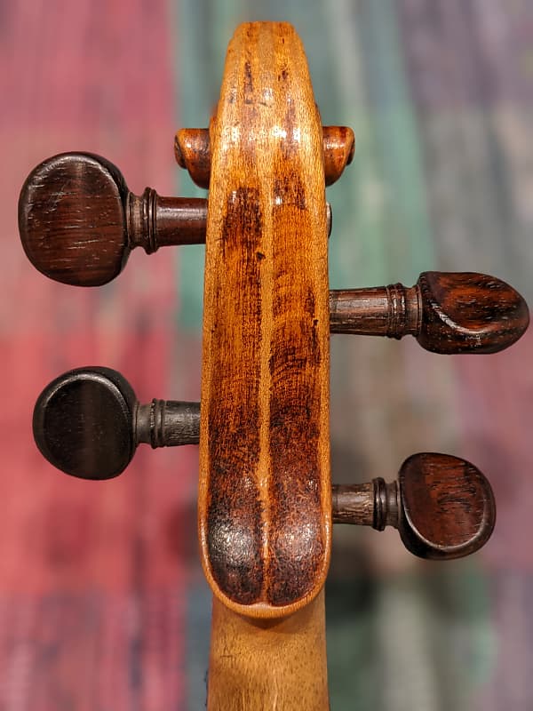 Amati label violin, W.E. Hill & Sons chinrest, bow & vintage