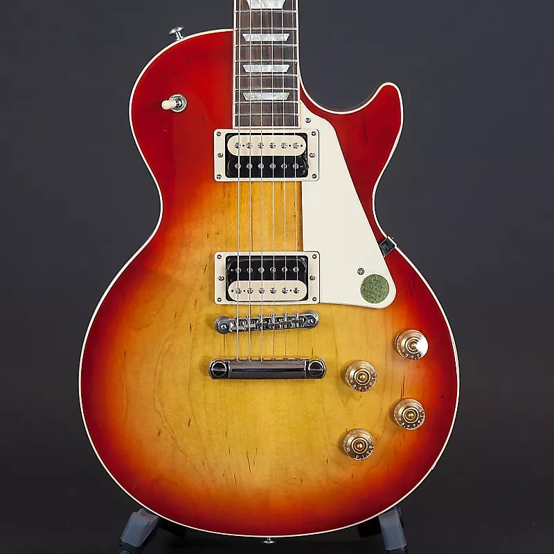 ギター Gibson Les Paul Classic 2017 T Gibson Les Paul Classic 2017 T - Heritage Cherry Sunburst
