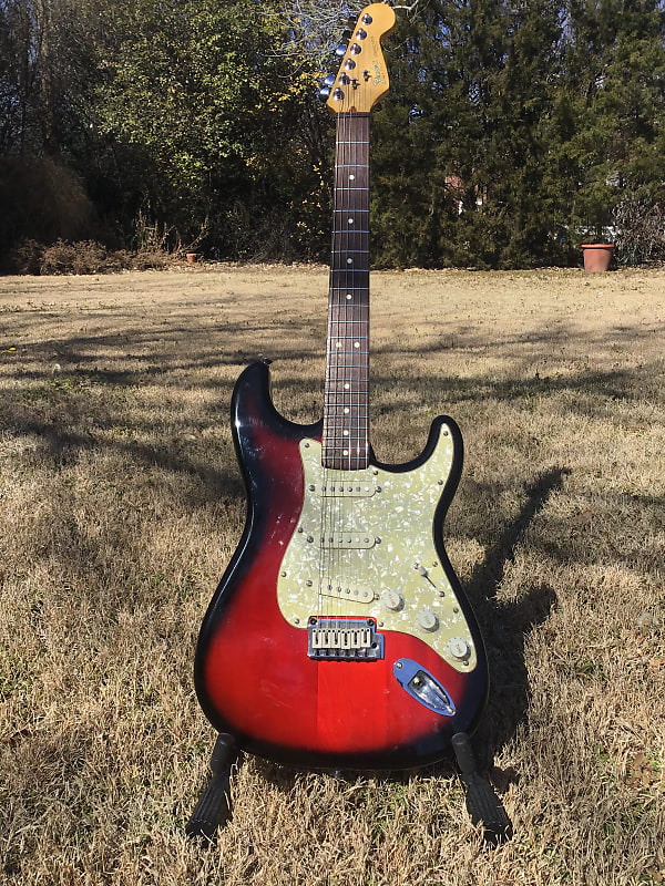 Fender Stratocaster 1983-1985 Great Shape  Beautiful Gloss Neck - Dallas area pickup image 1