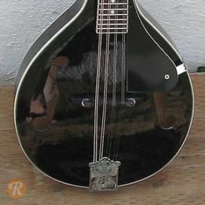Johnson MA-100 Mandolin