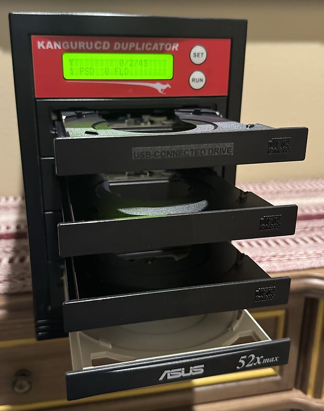Kanguru CD Duplicator 1to3 CD Duplicator 52x Reverb