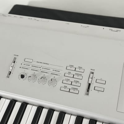 Korg Triton Studio 76-Key 120-Voice Polyphonic Workstation (2002 - 2005)